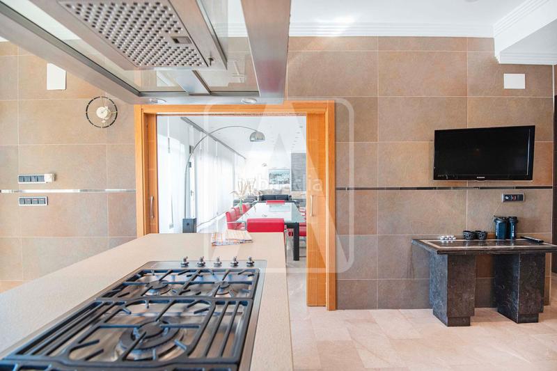 Foto 55caf254-5dc9-41cc-907b-6f1d989d0acc. Xalet amb calefacció piscina a La Fustera Benissa