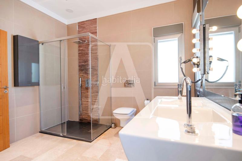 Foto 65e59066-5d95-47a0-9f9e-7346e856153a. Xalet amb calefacció piscina a La Fustera Benissa