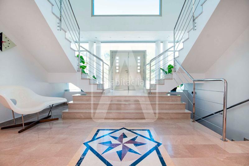 Foto b9f83321-5bdd-4f10-bf04-24eb6f791562. Xalet amb calefacció piscina a La Fustera Benissa