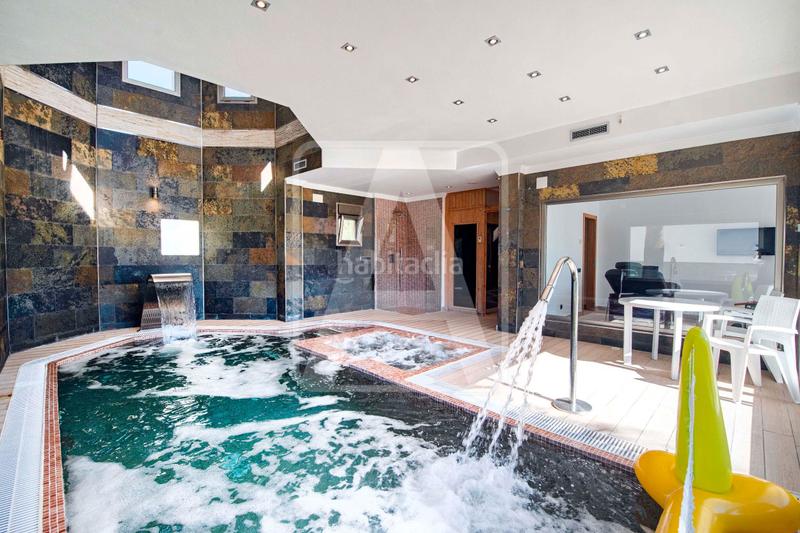 Foto ca67d71f-926f-461e-97ec-b6bf314ff0cf. Xalet amb calefacció piscina a La Fustera Benissa