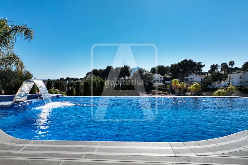 Foto d5fd3482-ba4d-421f-88fe-cd302dbc42bd. Xalet amb calefacció piscina a La Fustera Benissa