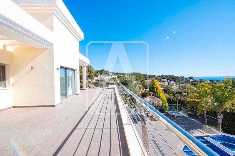 Foto fb19aa37-f378-4e68-a519-9ef3d5a13674. Xalet amb calefacció piscina a La Fustera Benissa