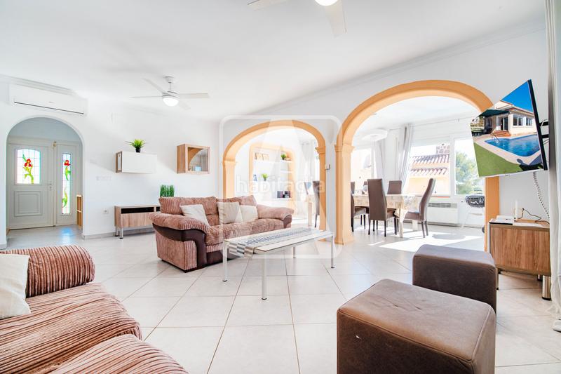 Foto 9a81ded2-6501-486a-ac20-969f78e88965. Chalet with heating parking pool in Carrió - La Merced - Los Pinos Calp