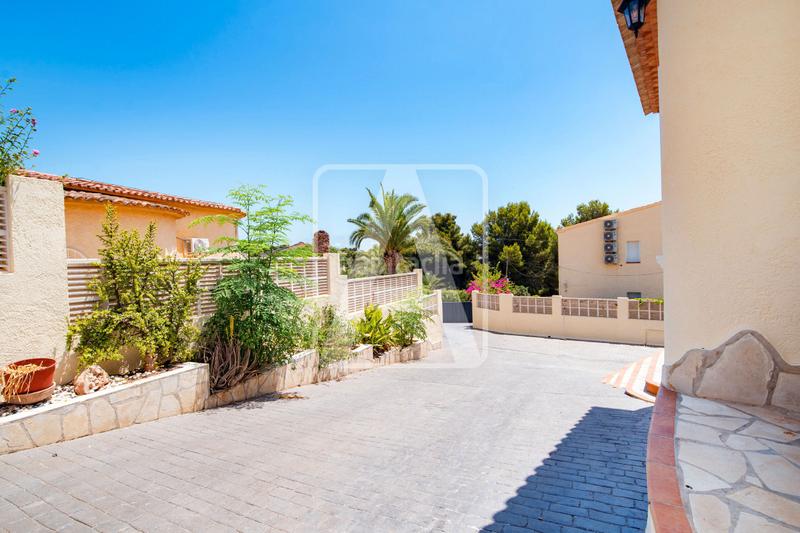 Foto fe539235-bfae-4b7a-8b44-6a798fbfb3a5. Chalet with heating parking pool in Carrió - La Merced - Los Pinos Calp