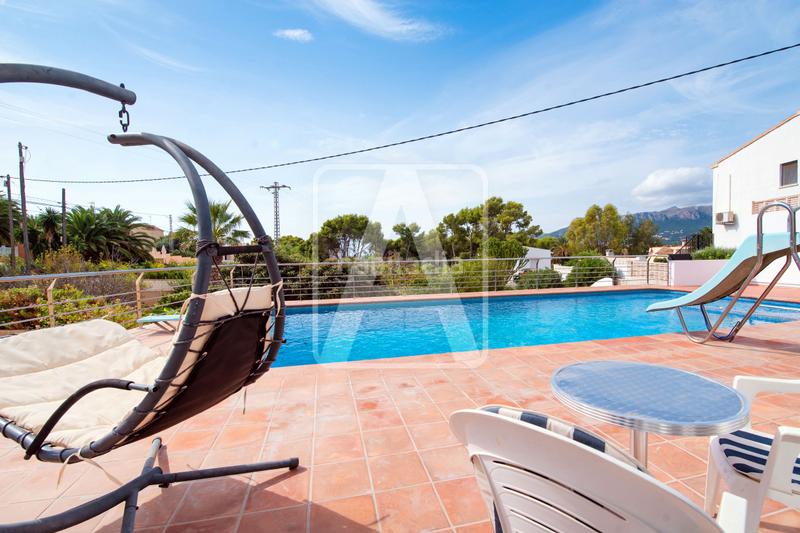 Foto 02fbde51-f786-4d4e-814c-02f735871a19. Xalet amb calefacció aparcament piscina a Carrió - La Merced - Los Pinos Calp