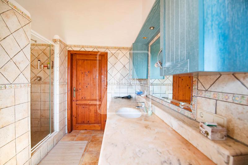 Foto 1591e5b2-843b-400b-8c0f-1597292cf565. Xalet amb calefacció aparcament piscina a Benissa pueblo Benissa