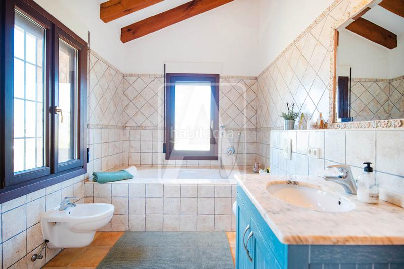 Foto 5c2e73c5-ab8b-48f0-aa0c-1a9f5570884c. Xalet amb calefacció aparcament piscina a Benissa pueblo Benissa