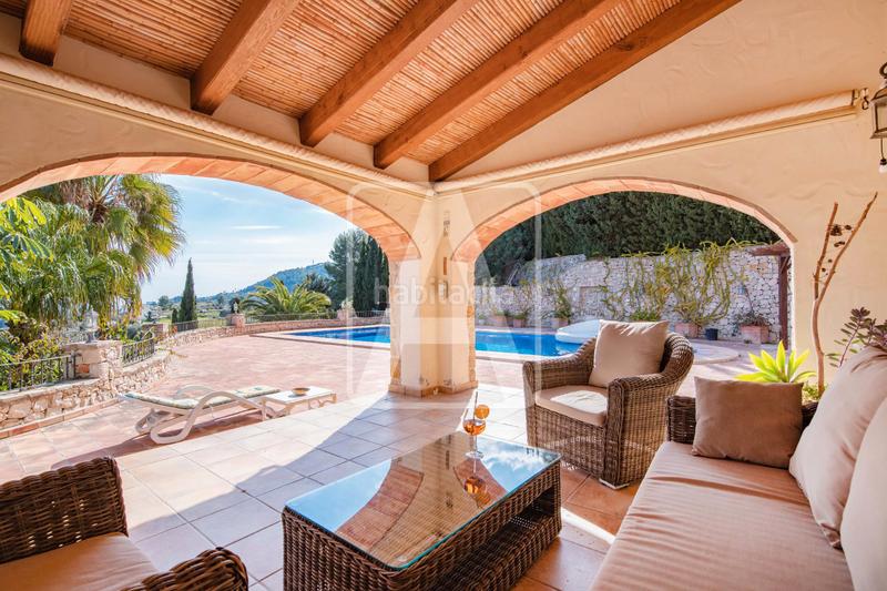Foto c2457180-d81f-46e1-8d6a-b97d4b2f2d0c. Xalet amb calefacció aparcament piscina a Benissa pueblo Benissa