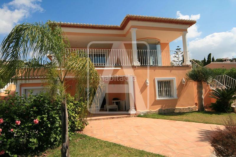 Foto 2840bbe5-b89c-4e5c-b75c-c22e5f978aba. Maison avec chauffage parking piscine dans Pinar de Advocat-Cometa Moraira