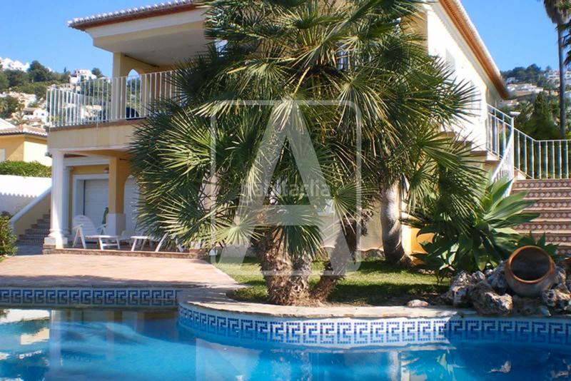 Foto 7e6ba138-a256-48e5-802b-65b5298eee59. Maison avec chauffage parking piscine dans Pinar de Advocat-Cometa Moraira