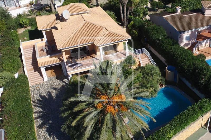 Foto cf56d132-fb9f-4d95-b5af-fb7e4db38017. Maison avec chauffage parking piscine dans Pinar de Advocat-Cometa Moraira