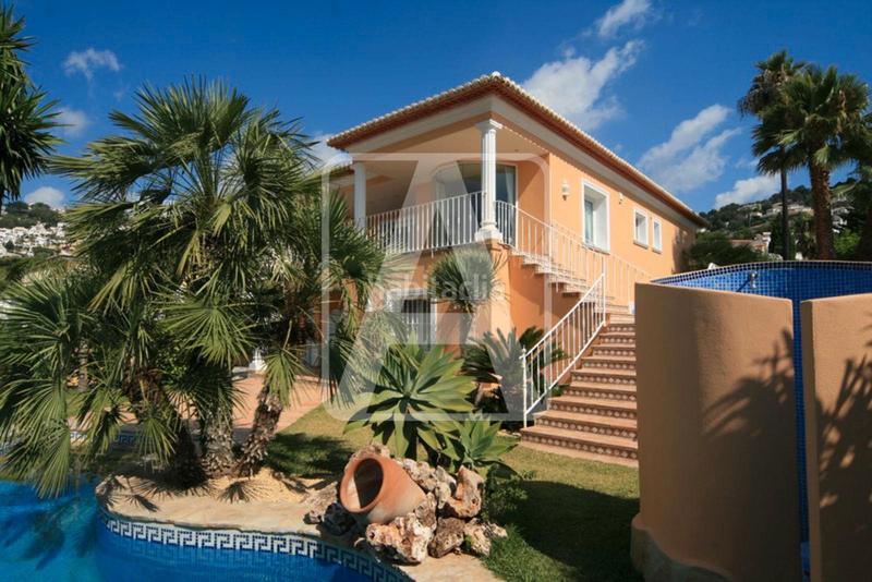 Foto d6336bb9-e772-49c4-9093-18055c5d53ad. Maison avec chauffage parking piscine dans Pinar de Advocat-Cometa Moraira