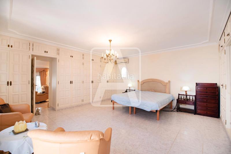 Foto 0254395e-0950-4e1f-a0e7-9c1b4807c76c. Chalet avec chauffage parking piscine dans Cala Advocat-Baladrar Benissa