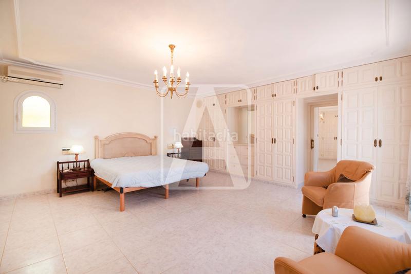 Foto 08693437-b891-48b9-84f5-6645196fb2fd. Chalet avec chauffage parking piscine dans Cala Advocat-Baladrar Benissa