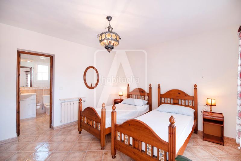 Foto 3e4f014e-0b42-4679-ad1b-c60fcc661f0a. Chalet avec chauffage parking piscine dans Cala Advocat-Baladrar Benissa