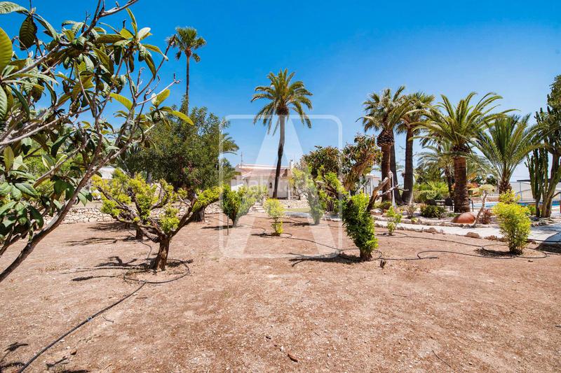 Foto 991d227b-c193-4cb7-b1a2-344cd2cd9f82. Chalet avec chauffage parking piscine dans Cala Advocat-Baladrar Benissa