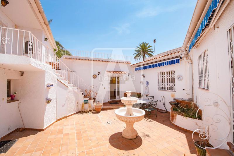 Foto a5fac934-ce33-41cd-8462-236576f9dbc5. Chalet avec chauffage parking piscine dans Cala Advocat-Baladrar Benissa