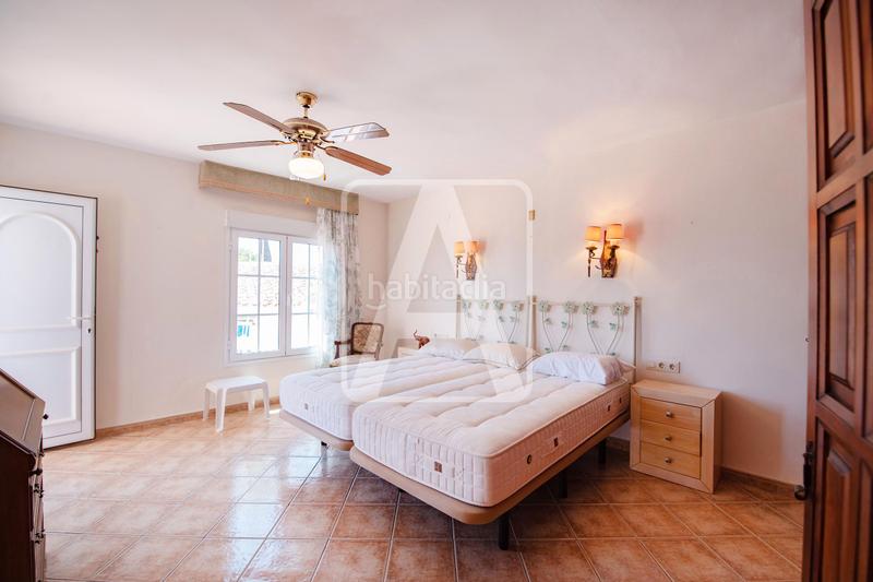 Foto ca441cfe-dccd-4de7-855f-3032f5b88b31. Chalet avec chauffage parking piscine dans Cala Advocat-Baladrar Benissa