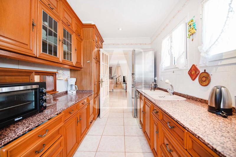 Foto cfbce901-9aaa-41f3-8ddc-e4289d73ce1a. Chalet avec chauffage parking piscine dans Cala Advocat-Baladrar Benissa