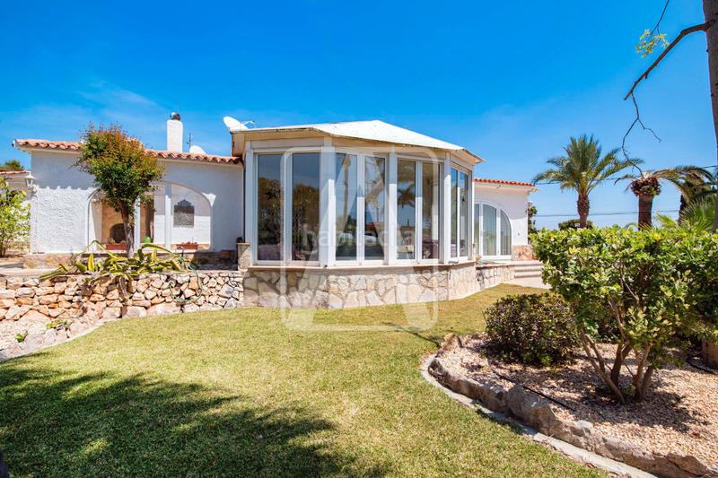 Foto d9e239ad-d90c-40ba-8e57-6a89f3dc6c95. Chalet avec chauffage parking piscine dans Cala Advocat-Baladrar Benissa