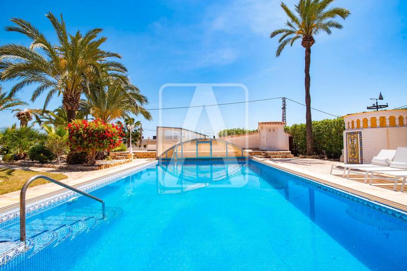 Foto fc048ae2-7cbe-460f-a255-723b3db987a0. Chalet avec chauffage parking piscine dans Cala Advocat-Baladrar Benissa