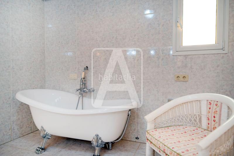 Foto fd25ff03-096b-4941-af44-3867bb31d448. Chalet avec chauffage parking piscine dans Cala Advocat-Baladrar Benissa