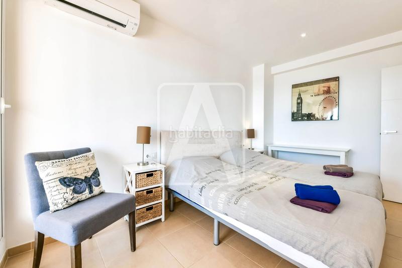 Foto 100e60f6-ca78-42c3-8015-a36236a72e4e. Chalet villa en venta e, oltamar en Oltamar - Cucarres Calp