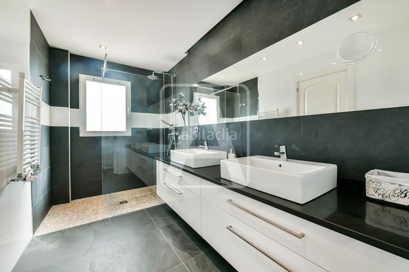 Foto 646265e7-eb07-4273-9468-3ceec378590c. Chalet villa en venta e, oltamar en Oltamar - Cucarres Calp