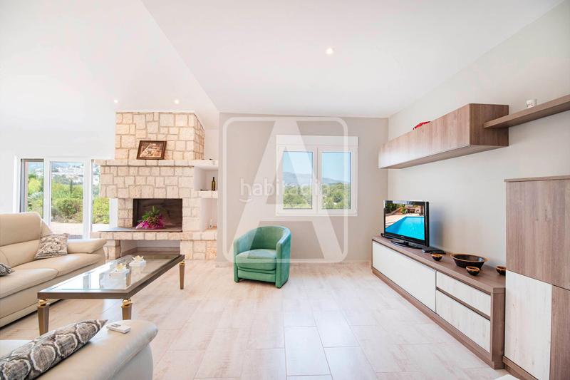 Foto 612b4450-38d8-4a9a-ace2-f2a01404630e. Chalet avec chauffage parking piscine dans Cometa Calp