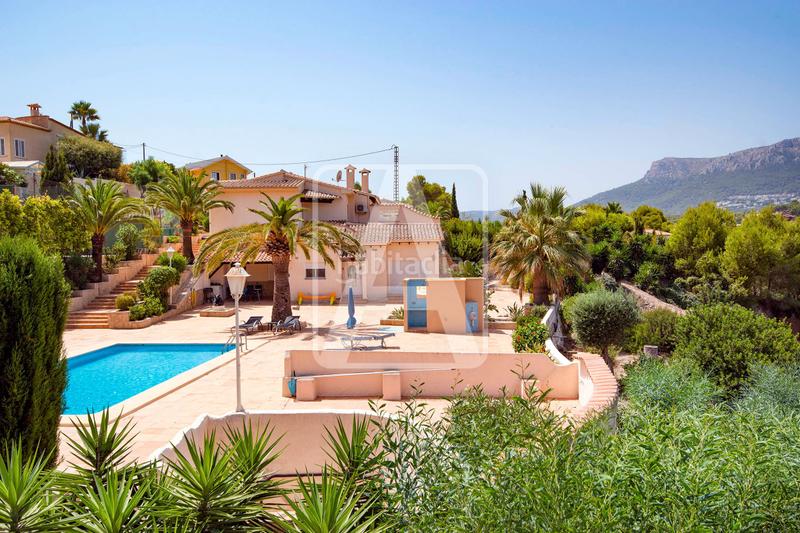 Foto 95a9f1e8-46ad-4b39-bfa3-fad2d70a90c8. Chalet avec chauffage parking piscine dans Cometa Calp