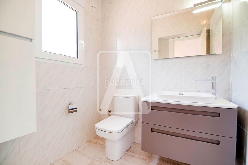 Foto 9b9e11bc-cb66-4358-baaa-7ba682e7279a. Chalet avec chauffage parking piscine dans Cometa Calp