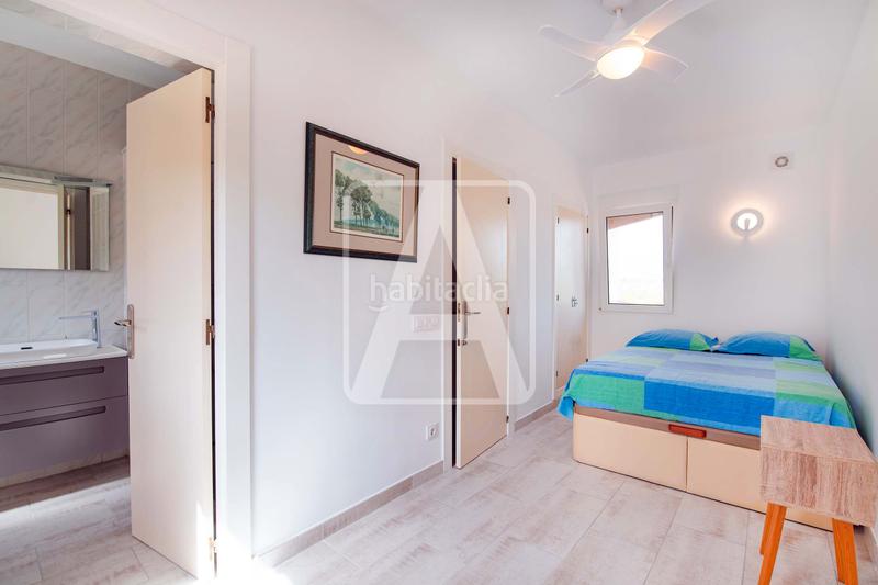 Foto 9f90010f-cac8-4db3-b021-1433f2f0f5cb. Chalet avec chauffage parking piscine dans Cometa Calp