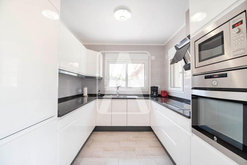 Foto d085383b-c708-459d-bab6-694bb5ef425b. Chalet avec chauffage parking piscine dans Cometa Calp