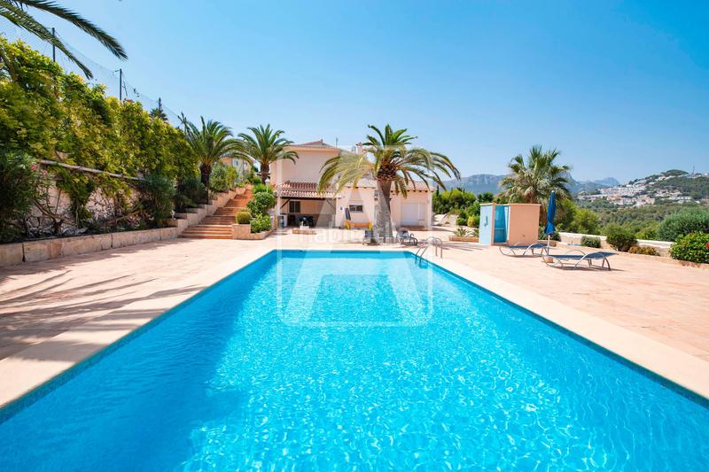 Foto f3fe92ff-6921-47f3-a36c-43be4cadd53b. Chalet avec chauffage parking piscine dans Cometa Calp