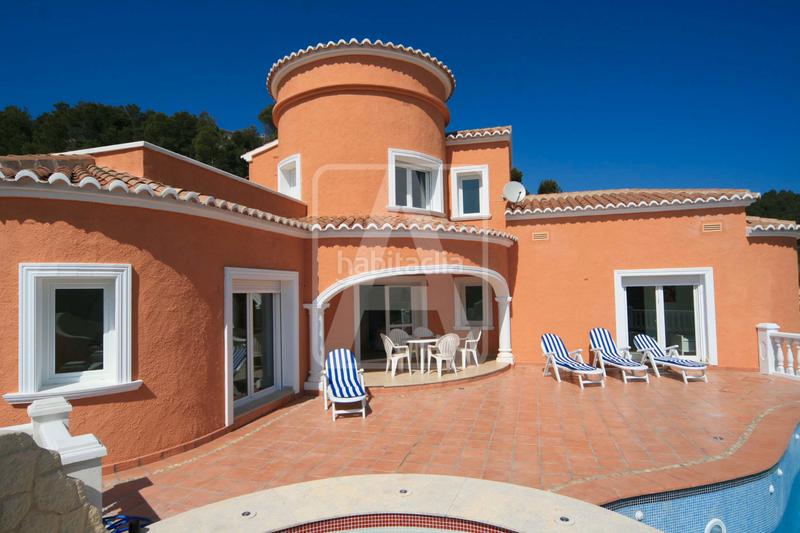 Foto f40a9353-731b-4a92-a580-d0d9785d291d. Chalet avec piscine dans Partida Comunes-Adsubia Xàbia