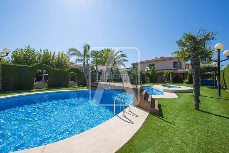 Foto 418189f4-b338-40f5-a45b-03110e299df5. Chalet villa en venta e, casanova en Marisol Park - Ortembach - Los Almendros Calp