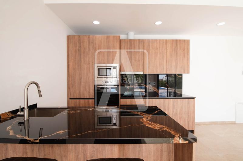 Foto 116ec1ee-e02b-4037-aafd-c9239804777f. Xalet amb calefacció aparcament piscina a La Fustera Benissa