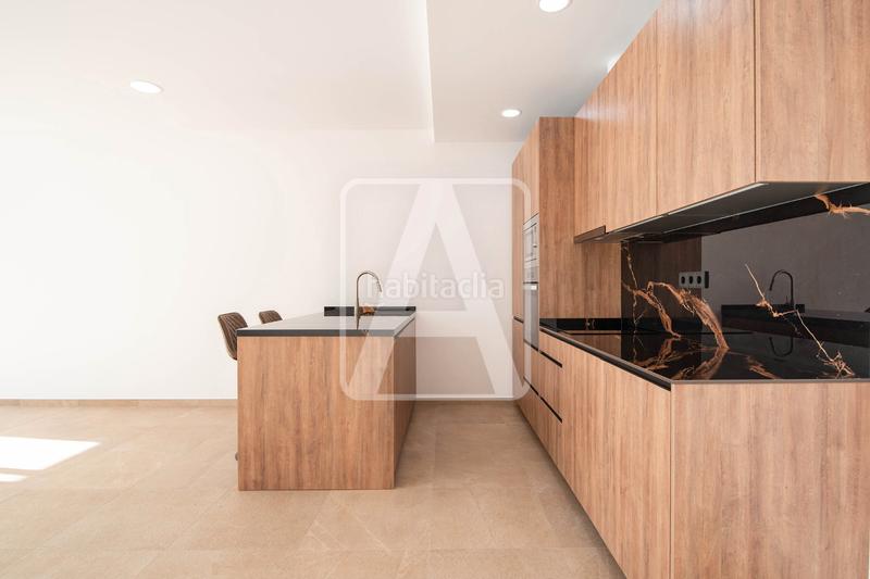 Foto 889c3633-e3a5-4b84-9e40-e95952b76fa9. Xalet amb calefacció aparcament piscina a La Fustera Benissa