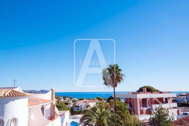 Foto c19c5db9-ac65-466d-8902-bfc96fb343fd. Xalet amb calefacció aparcament piscina a La Fustera Benissa