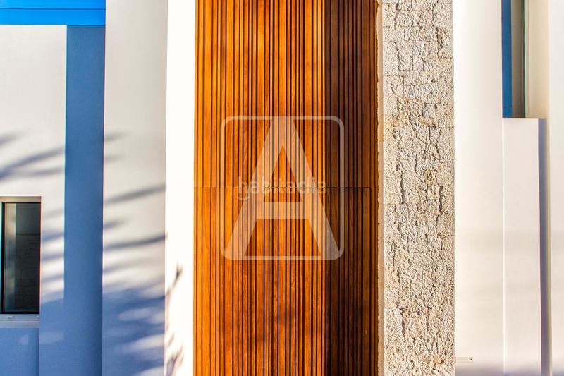 Foto 07d3ab98-93db-4630-950b-f441441f48c0. Chalet avec cheminée parking piscine dans La Fustera Benissa