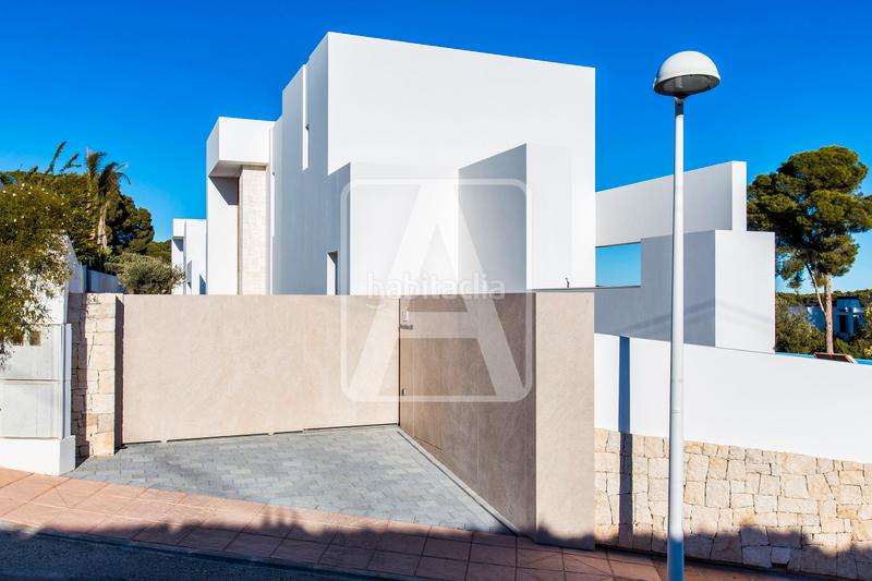 Foto 7c64890c-c4f2-4661-95cb-e05c41b47ef9. Chalet avec cheminée parking piscine dans La Fustera Benissa