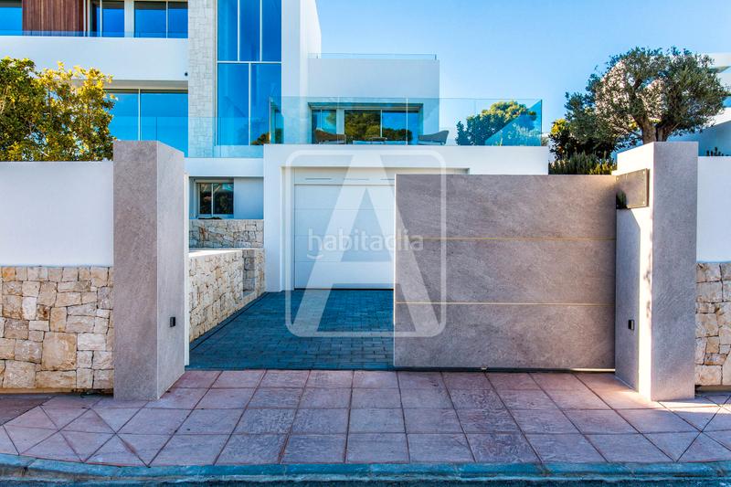 Foto 8de472bf-616e-42ea-a4ed-d6777fe5fe5b. Chalet avec cheminée parking piscine dans La Fustera Benissa