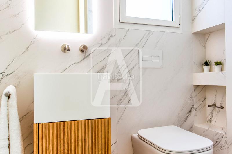 Foto d43ca20e-d8fe-4f8c-a30d-0d00a13d8f1d. Chalet avec cheminée parking piscine dans La Fustera Benissa