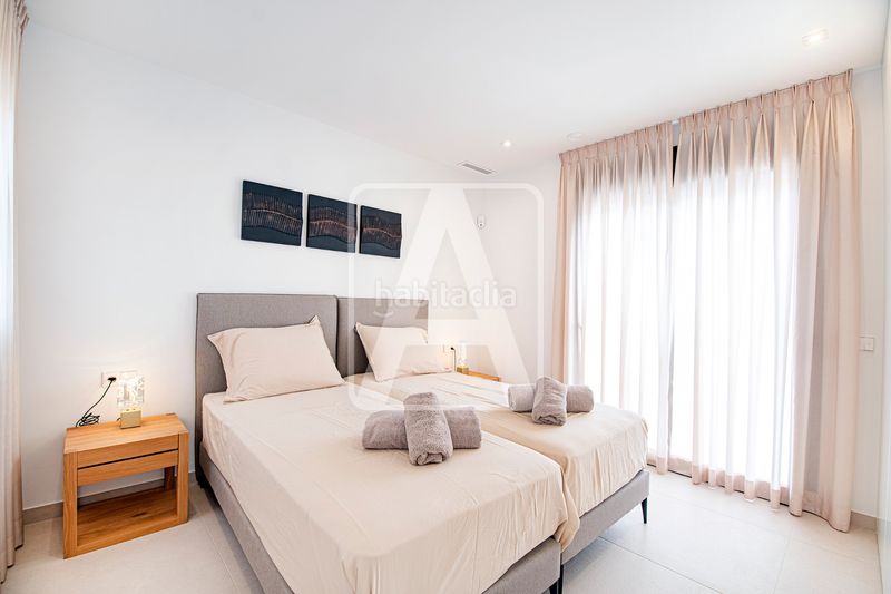 Foto ab6c298c-25dd-49e8-8b33-9c0954788f52. Xalet amb calefacció aparcament piscina a Marisol Park - Ortembach - Los Almendros Calp