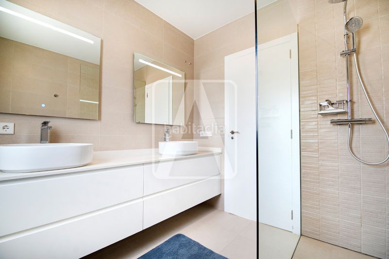 Foto c60dab2b-cc0a-4190-b052-6563760db8b8. Xalet amb calefacció aparcament piscina a Marisol Park - Ortembach - Los Almendros Calp