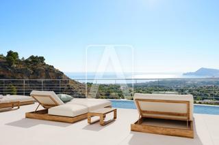 Chalet en Altea la Vella. Villa en venta en altea