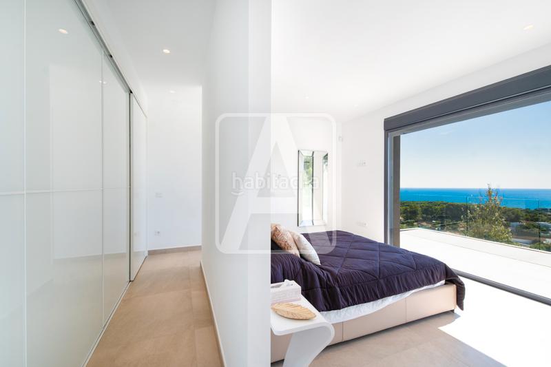 Foto 8fb038a9-3eb6-49c1-a77a-366d194ed9ff. Chalet villa en venta en La Fustera Benissa