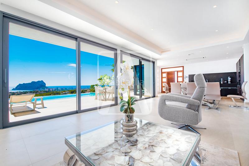 Foto e56d3490-bd28-48db-8795-1f7bec22cea0. Chalet villa en venta en La Fustera Benissa