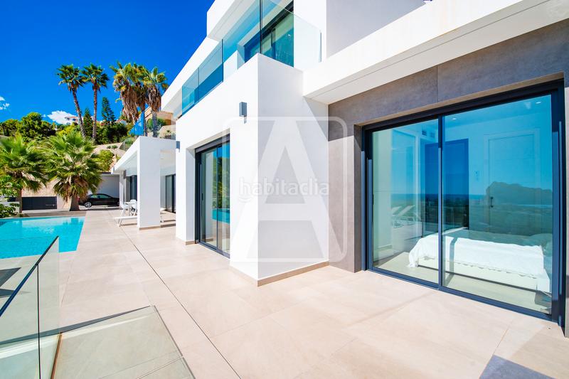 Foto f73b30fc-7368-499f-a70a-8e67ca60a18c. Chalet villa en venta en La Fustera Benissa