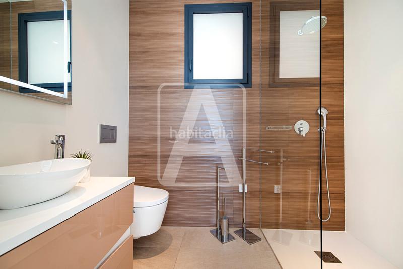Foto fc7a8013-2a51-4866-9c0f-e4a799adfdce. Chalet villa en venta en La Fustera Benissa